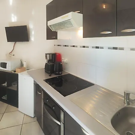 1 Bedroom Amazing In Appartamento *