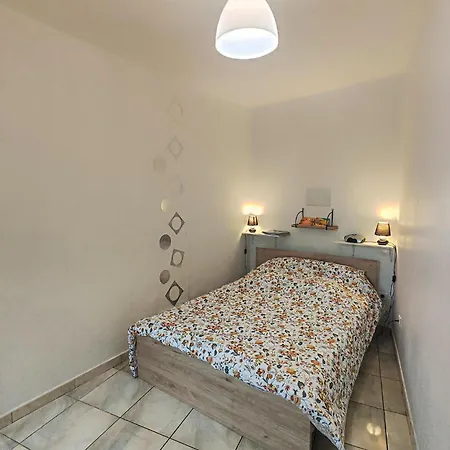 1 Bedroom Lovely In *