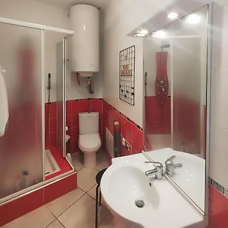 Apartment 1 Bedroom Lovely In